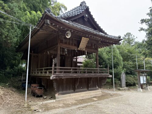 神楽殿全景