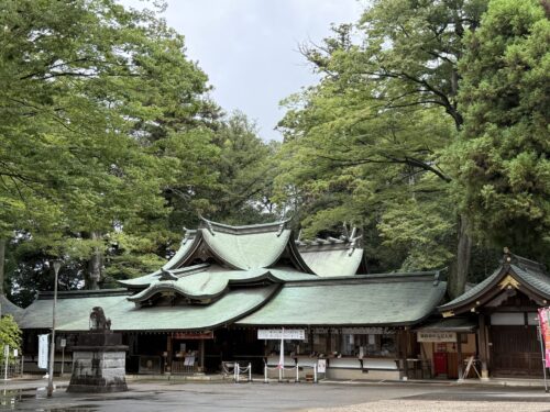 一言主神社 社務所前