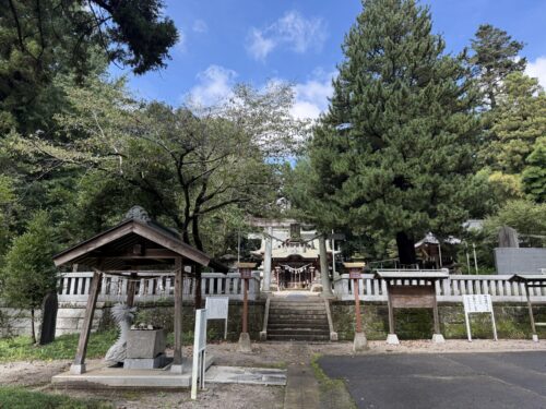 安房神社 東側参道