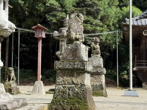 安房神社 狛犬（昭和）