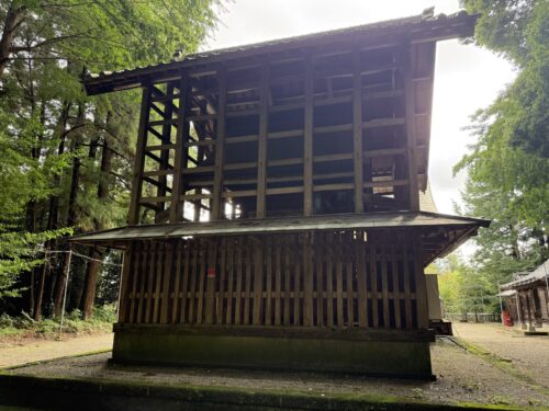 安房神社 本殿裏